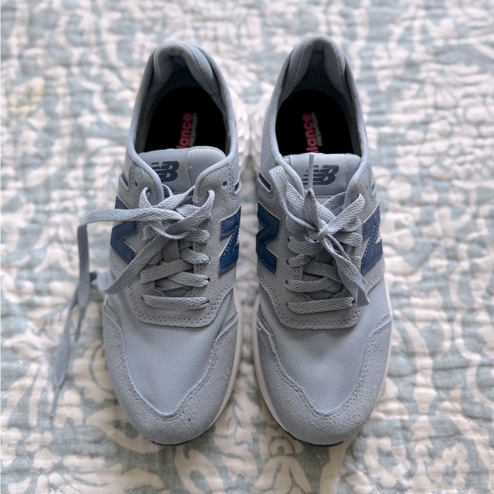 New Balance Sky Blue Athletic Shoes NWOT - Picture 3 of 3